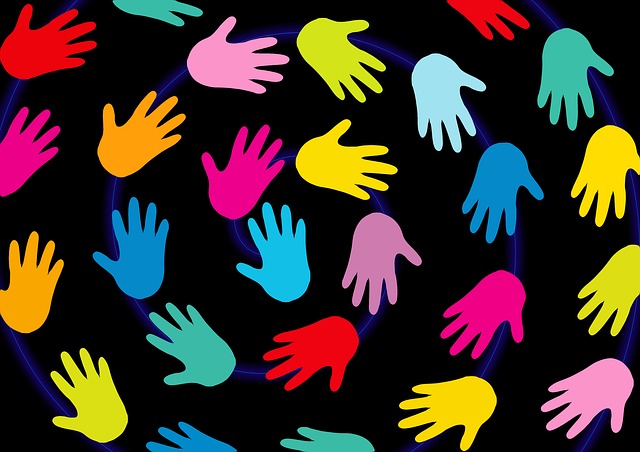 hands-565604_640