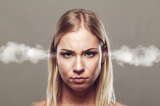 angry-2191104_640